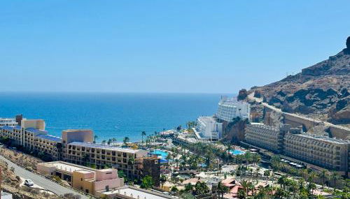 Apartment with views of sea and mountains - Photo 3