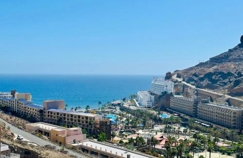 Apartment with views of sea and mountains - Photo 3
