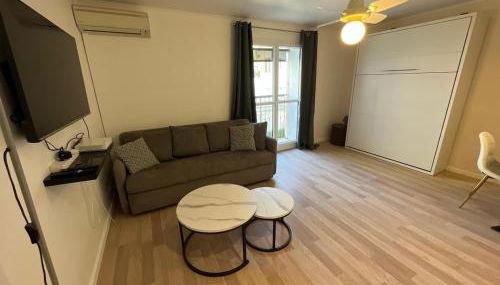 4 People Cannes Hyper Centre and Air conditioning - Foto 2