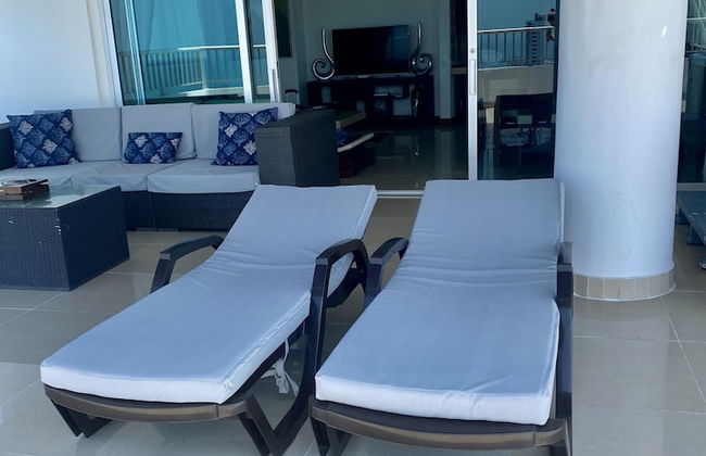 Palmetto Penthouse Deluxe Beautiful View and Sunset Floor 39 - Photo 65