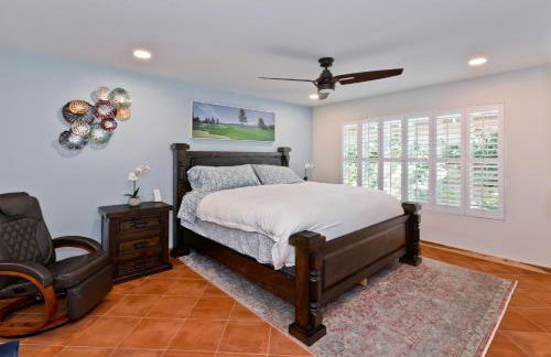 Spectacular condo with private golf privileges includes golf cart on Monterey Country Club !! - Foto 24