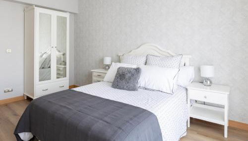 Adeinés Viviendas uso turístico medio - Foto 2