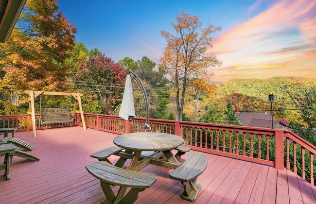 Smoky Mountain Mecca by Avantstay Mountain Views - Foto 24