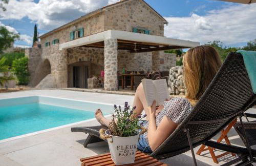 Vila na Kamenu - Foto 1