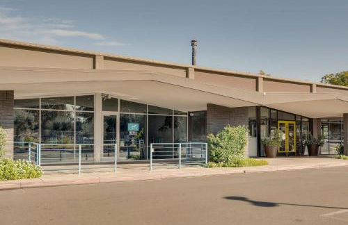 Modern Artist Loft Canvases Coffee and Comfort - Foto 19