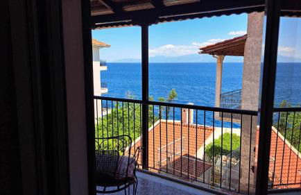 Heirlooms and Halos - Foto 39