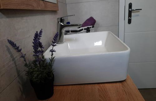 Vacation house with private pool and yard - Photo 30