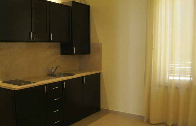 Splendor Resort and Restaurant - Photo 9