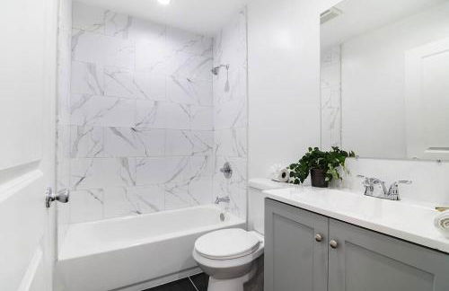 2BR Plus Bonus Room and Pool Access Near Universal Studios - Foto 17