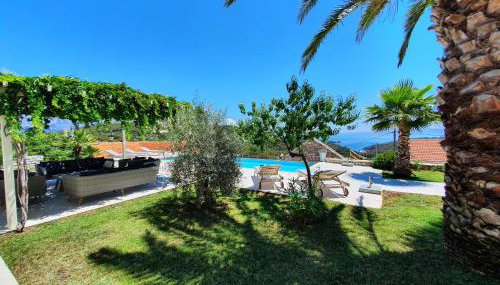 Villa Shiraz - Photo 3, Garden