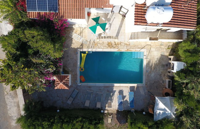 Lovely six Bedroom Villa in Coral Bay - Photo 36