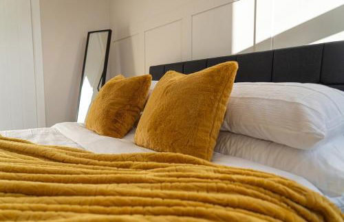 Edwardian Home Sleeps 6 Chesterfield - Foto 25