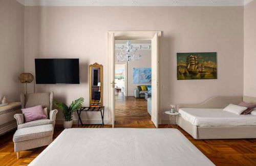 Luxury Historic Villa with heated pool near Catania, Taormina, the Sea and Mount Etna by SicilianRelaxingHomes - Foto 77