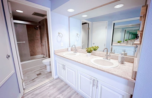 Alupang Beach Tower, UPGRADED units - Photo 37