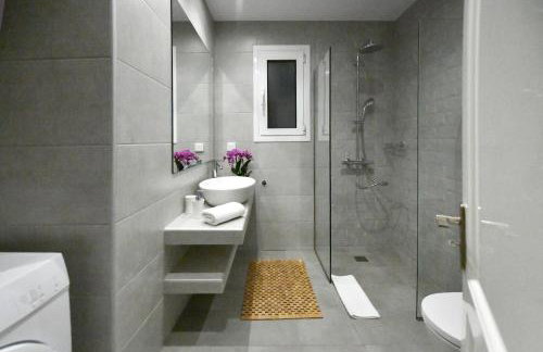 Vourkari, modern apartment overlooking the Marina of Vourkari - Foto 20