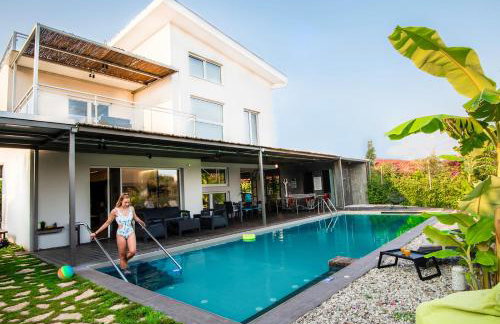 Enervillas VIP Villas with pool bbq - Foto 15