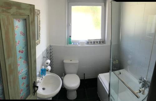 Charming 3 bedroom house with a warmth character - Photo 21