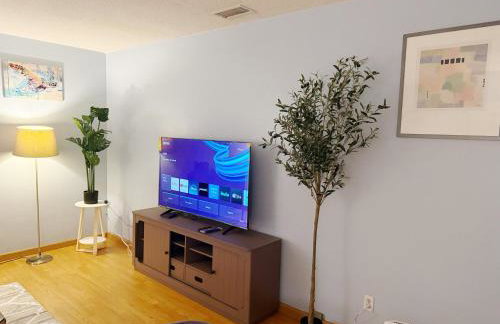 3-Bedroom Luxury Villa Near Dodger Stadium, Downtown LA Free Parking - Foto 47