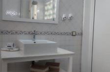 Casa con piscina privada cerca de playa - Photo 11