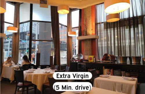 Classy 2BR-Parking, Rooftop,Near Arrowhd & TMobile - Photo 25