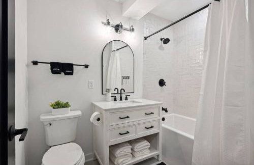 Luxury Cowdry Cottage Lake Home - Foto 33