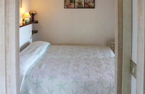 Lovely Beach House - Photo 25