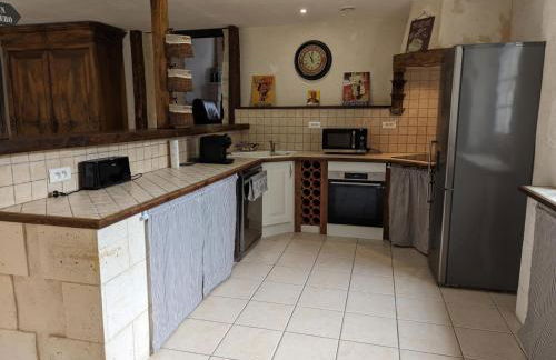 Maison avec Piscine Privative, Jardin, Billard et Proche des Plus Beaux Villages de France - FR-1-653-243 - Foto 6