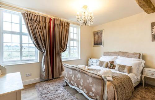 Riverside Manor - Photo 16