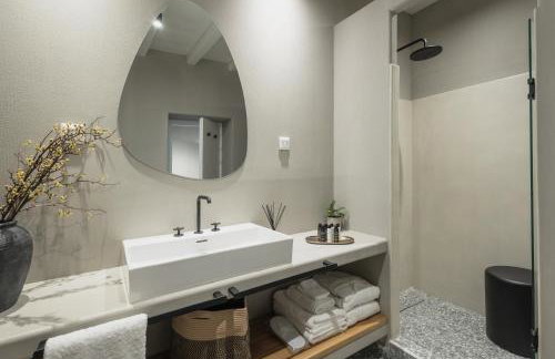 Daphni Premium Apartment - Peaceful Veranda Stay in Tinos Old Town - Foto 7