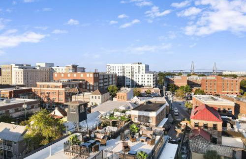 Fire Tower Luxe 2BR KingSuites & Private Balcony - Foto 18