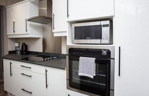 Modern Interior Spacious Four Bedroom Apartment - Foto 7