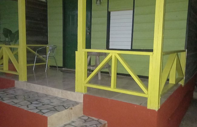 Deano's Cottages - Photo 64