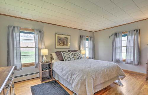 Tasteful Country Home on 5 Acres about 3 Mi to Lake! - Foto 15