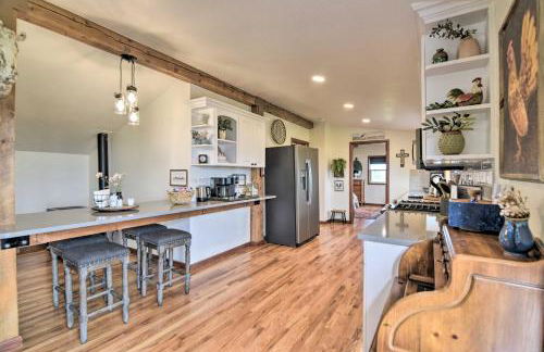 Lovely Barn Loft with Mountain Views on Horse Estate - Foto 8