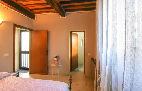 Awesome Home In Macchino With Kitchen - Foto 18