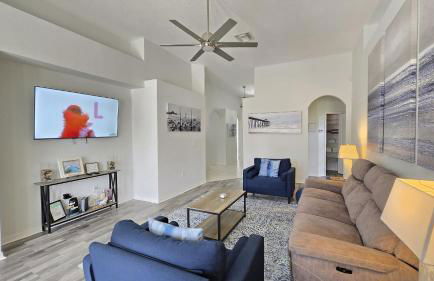 Themed kid bedrooms, 17 miles to Disney and Legoland, private pool, kitchen, wifi, washer, dryer - Foto 32