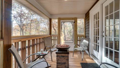 Enchanted Forest Cottage with Hot Tub! - Foto 2