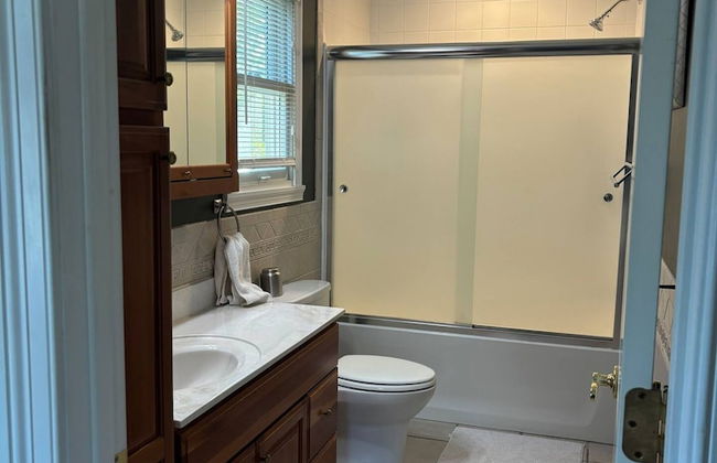 Luxury Modern Stay - 2000 Sqft - Foto 29