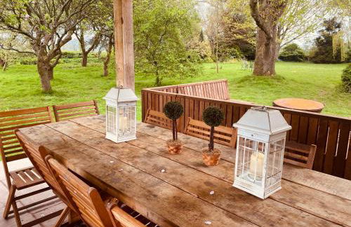 Beautiful 5 bedroom house with hot tub & fire pit - Foto 3