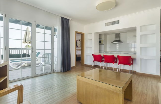 Aparthotel ILUNION Costa Sal Lanzarote - Photo 39