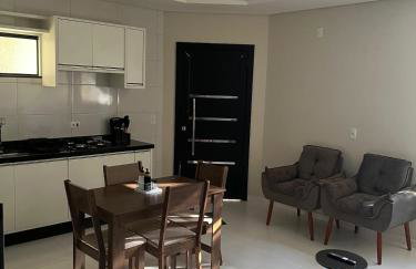 Casa Nova, com cozinha planejada, bem localizada! - Foto 17