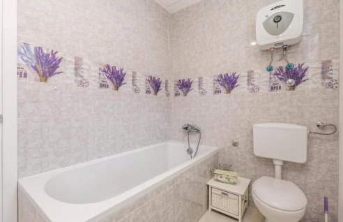 Cozy Apartment In Jablanac - Foto 32