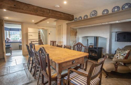 Beautiful Cotswold Farmhouse with Hot tub - Foto 24