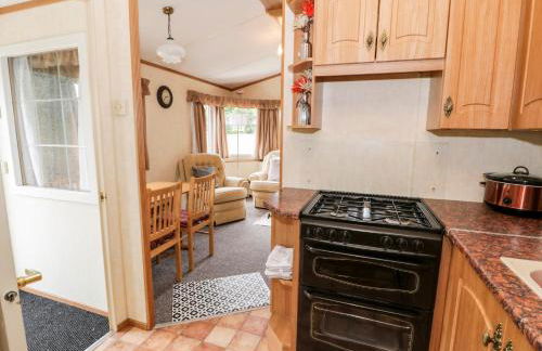 Grange Caravan - Photo 9