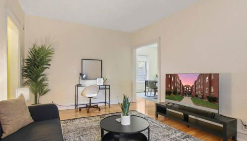 Cozy 1BR Apartment in Rogers Park - Touhy 2W - Foto 3