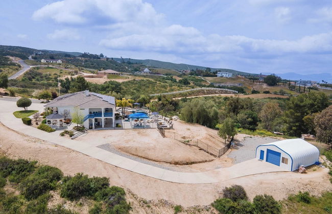 Le Grand Bleu by Avantstay Luxury Hilltop Estate - Foto 52