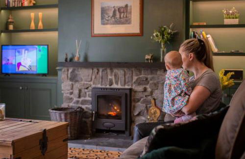 Calm Scottish Country Escape with Hot Tub Sleeps 6 - Foto 9