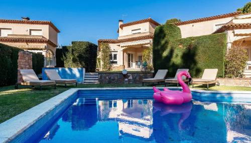 Villa Familiar c/Piscina + Wifi y Parking Gratis by Sunset Rentals (Bonmont) - Foto 5