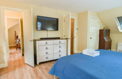 Sunroom Mins to Beaches Views of Marsh - Foto 14