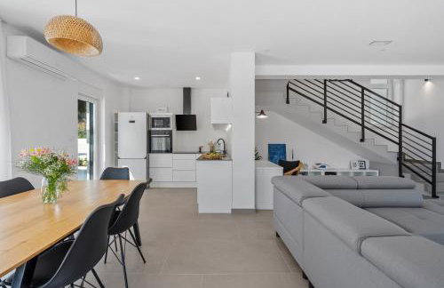 3-bedroom villa Pera with heated pool, 7km from beach - Foto 13